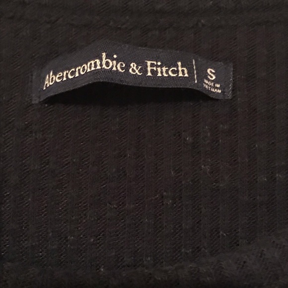 Abercrombie & Fitch tee - Picture 3 of 3